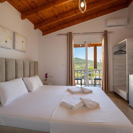 Villa Sunny Ксаміл Екстер'єр фото
