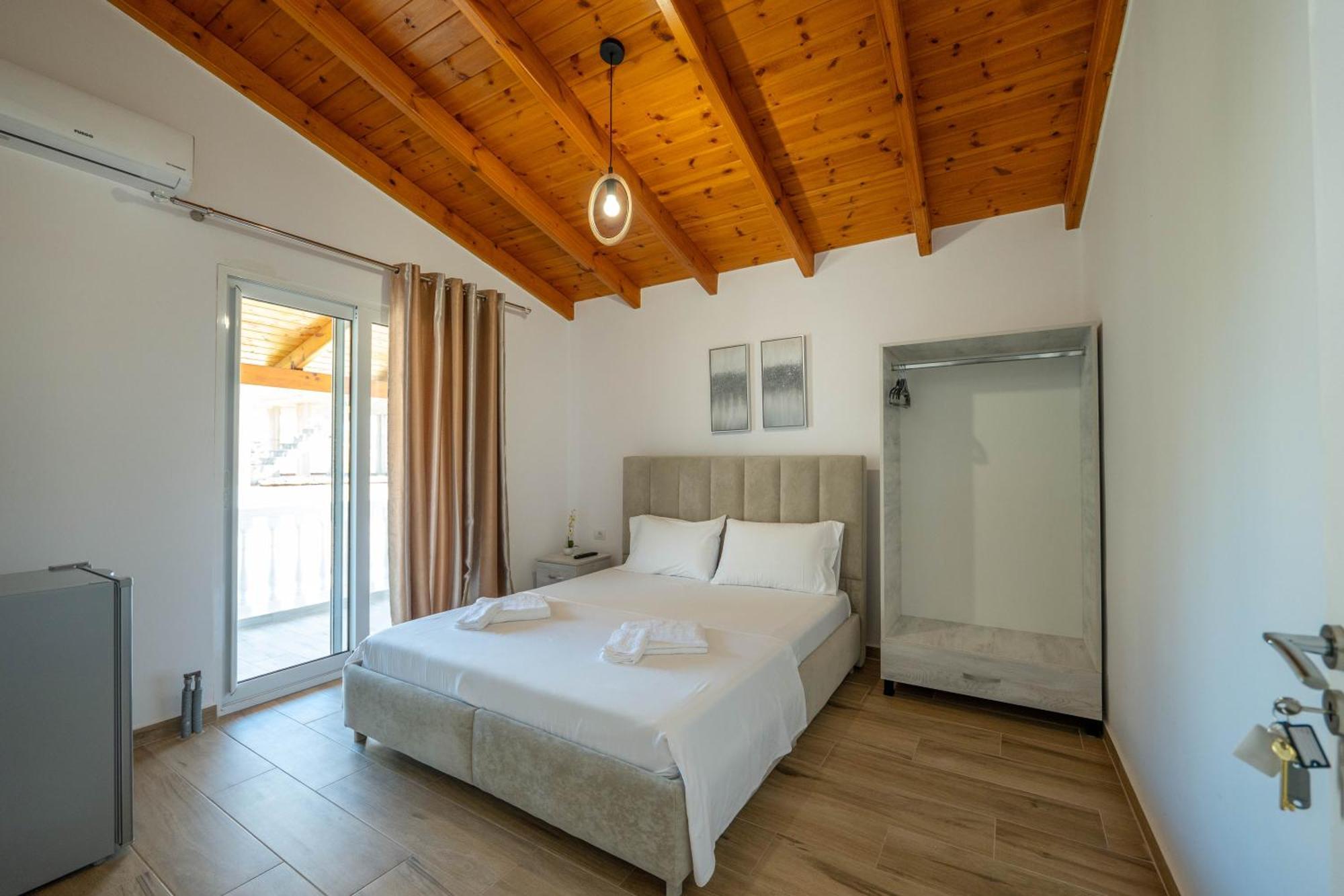 Villa Sunny Ксаміл Екстер'єр фото